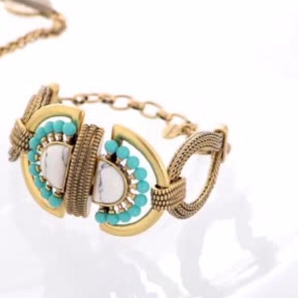 🎃 Stella & Dot Totem Bracelet Gold Turquoise Howlite Statement Jewelry - Picture 2 of 5